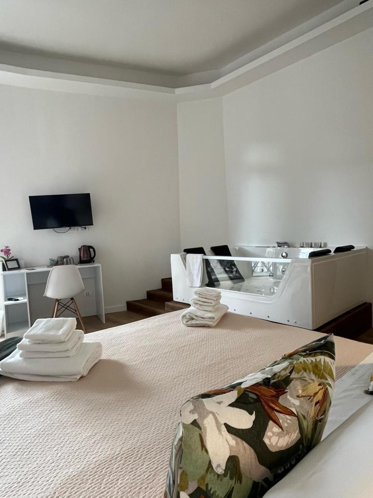 20 Settembre Rooms Специя Екстериор снимка
